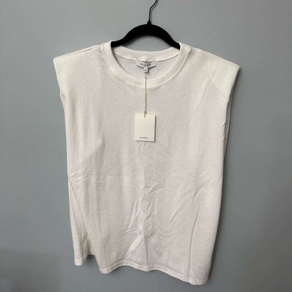 White cut off